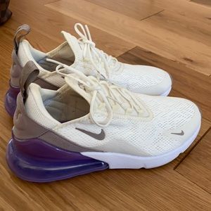 Nike Air Max 270 Sneakers